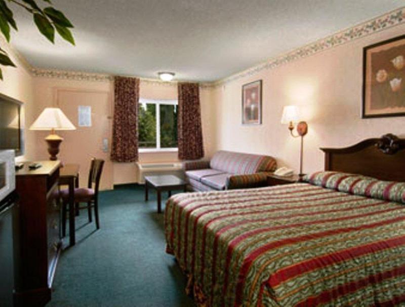 Travelodge By Wyndham Orange County Airport/ Коста-Меса Екстер'єр фото